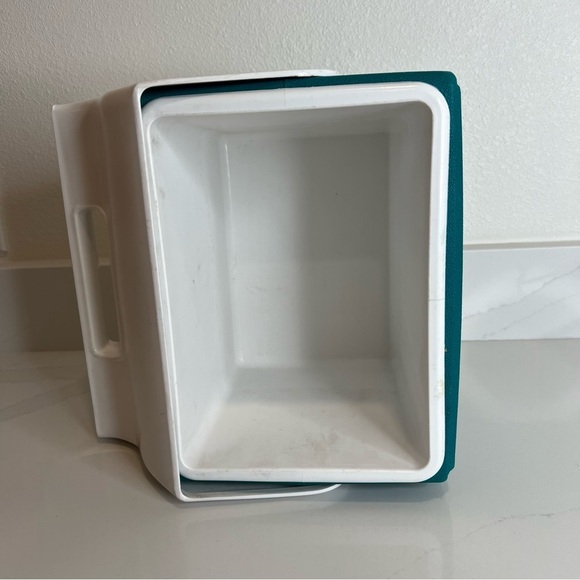 Vintage 90s Little Playmate Delux by Igloo Push Button Cooler - Green Purple - Picture 12 of 13